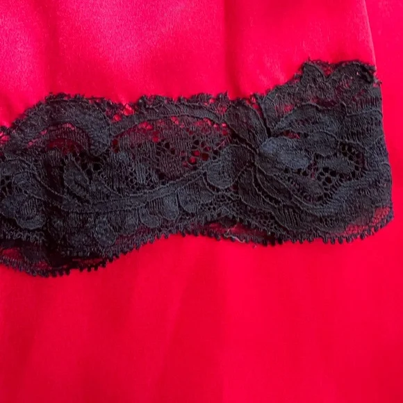 Delicates Silk Robe - Picture 5 of 5